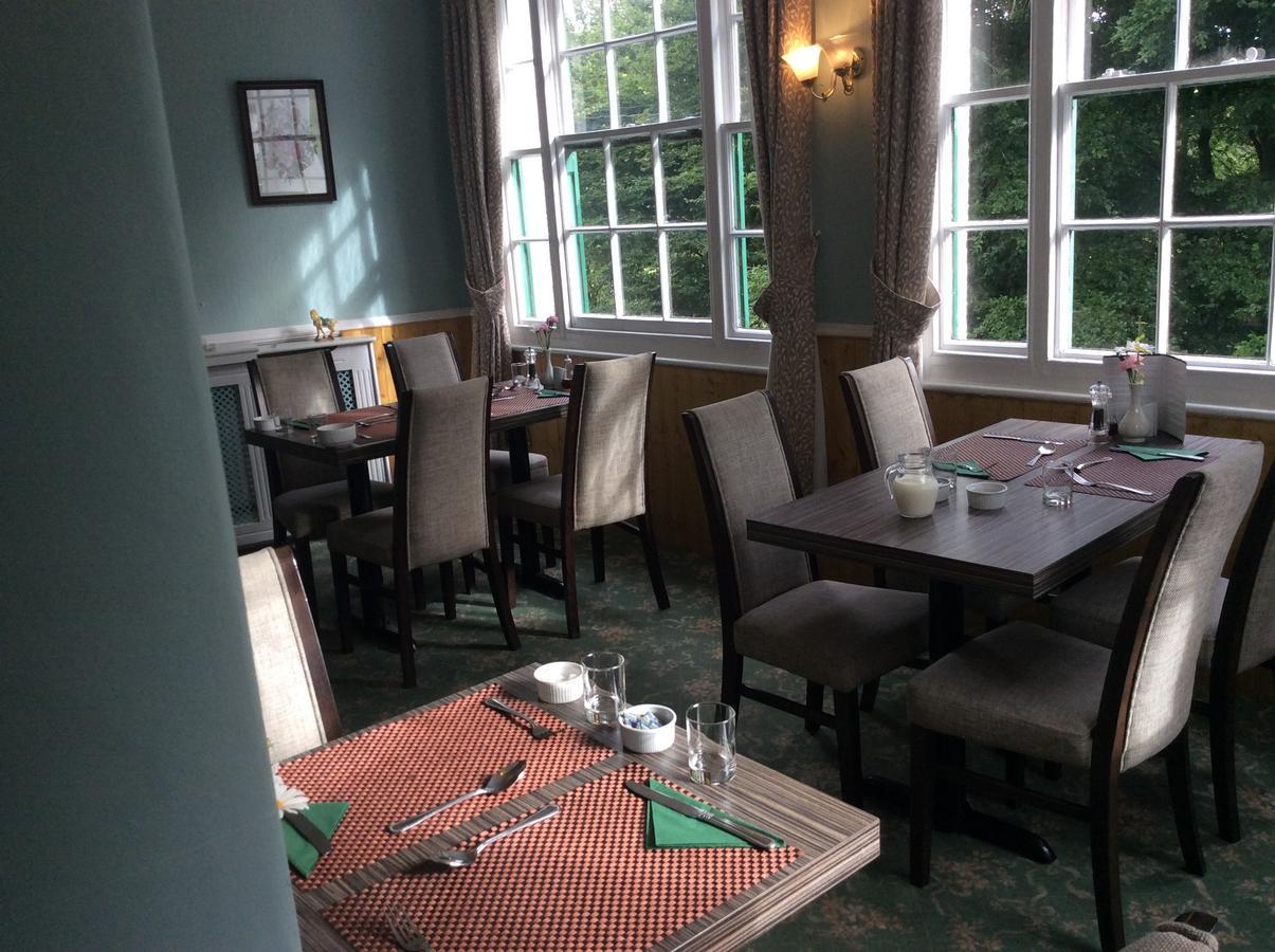 The Forest Inn Dartmoor Йелвертън Екстериор снимка